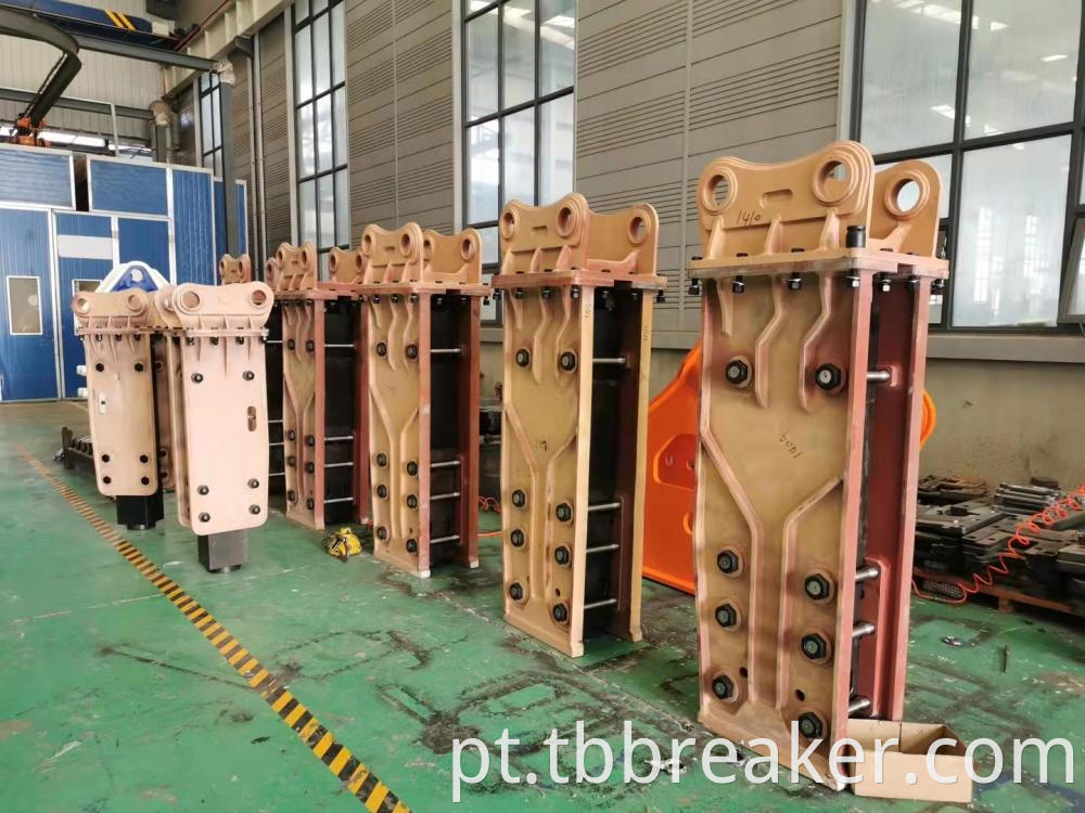 Breaker Housing